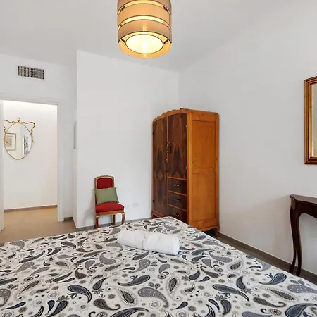 Διαμέρισμα Segesta Charming Σέστρι Λεβάντε