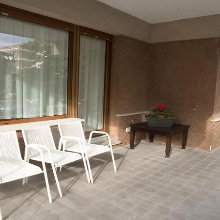 Segesta Charming *